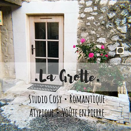 La Grotte Apartment La Garde-Adhémar Екстериор снимка