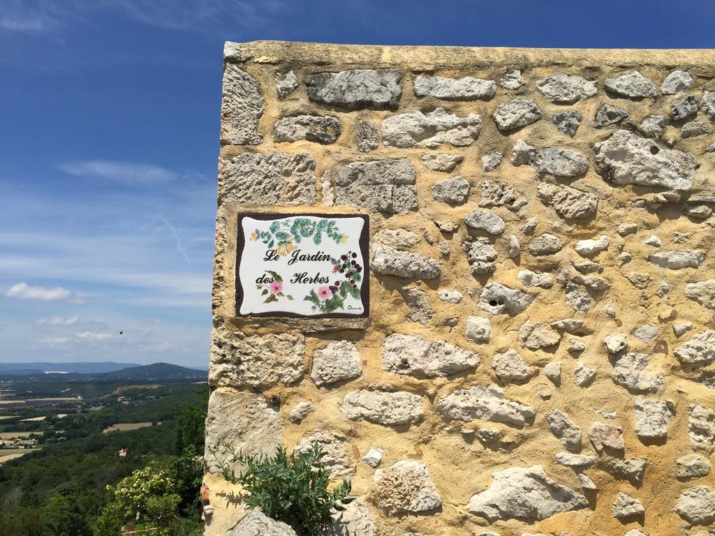 La Grotte Apartment La Garde-Adhémar Екстериор снимка